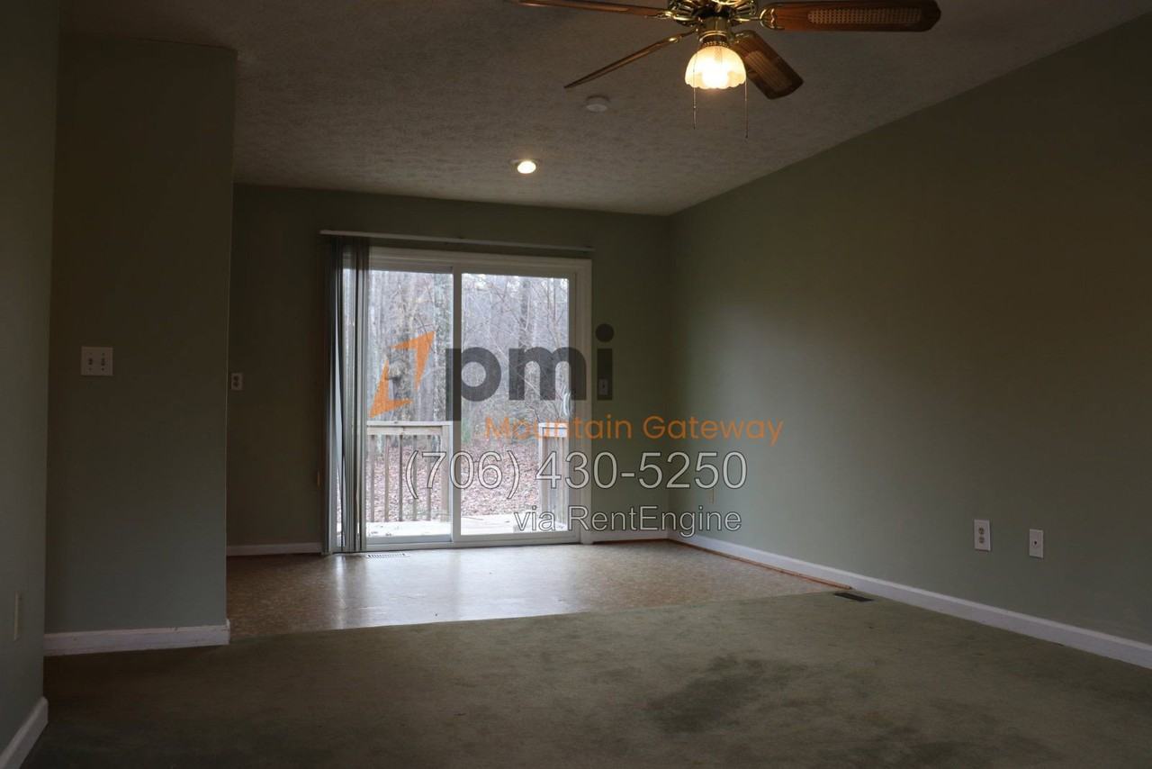 71 Primrose Dr #B - Photo 2 of 17
