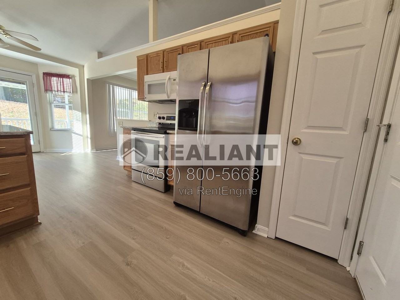 6527 Tall Oaks Dr - Photo 4 of 18
