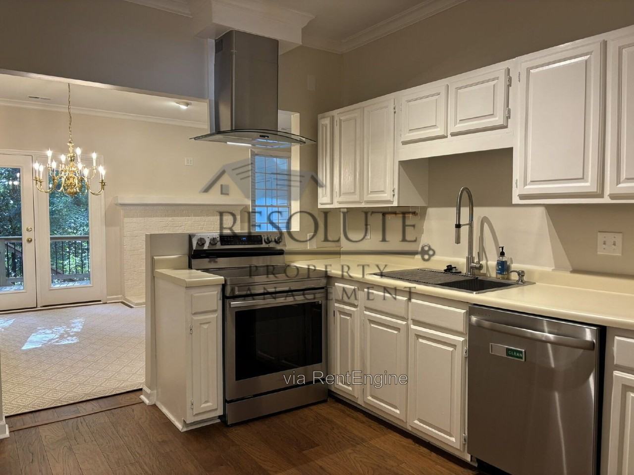 1623 Village Glenn Dr - Photo 2 of 13