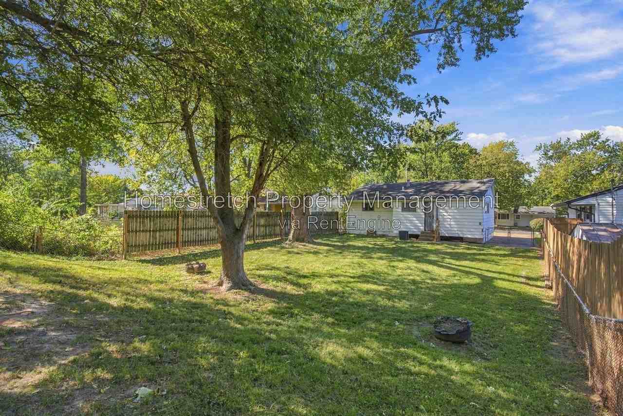 10632 Glen Garry Rd - Photo 5 of 40