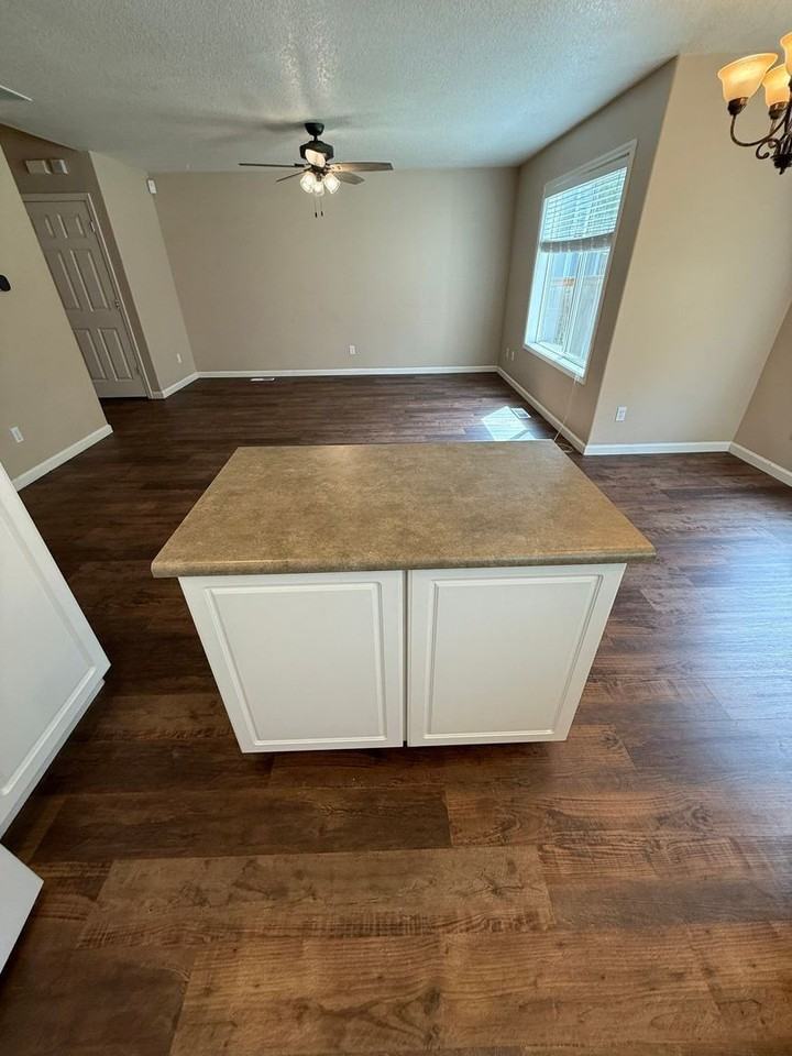 3911 Pringle Creek Ct Se - Photo 7 of 27