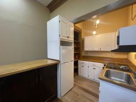 420 College St #D - Photo 1 of 1