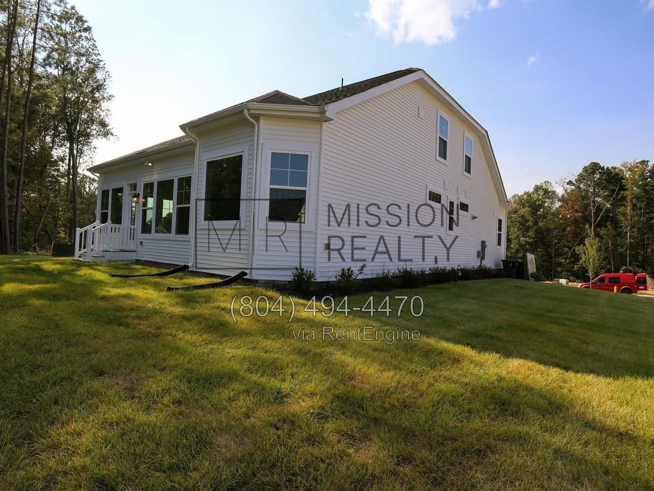16001 Maclear Dr - Photo 6 of 48