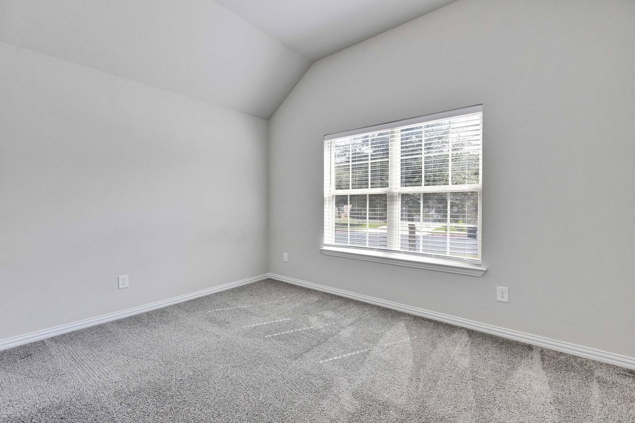 160 Sangaree Dr #T2 - Photo 6 of 50
