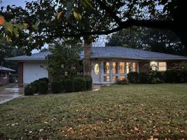 featured image of 938 Briarwood Ln