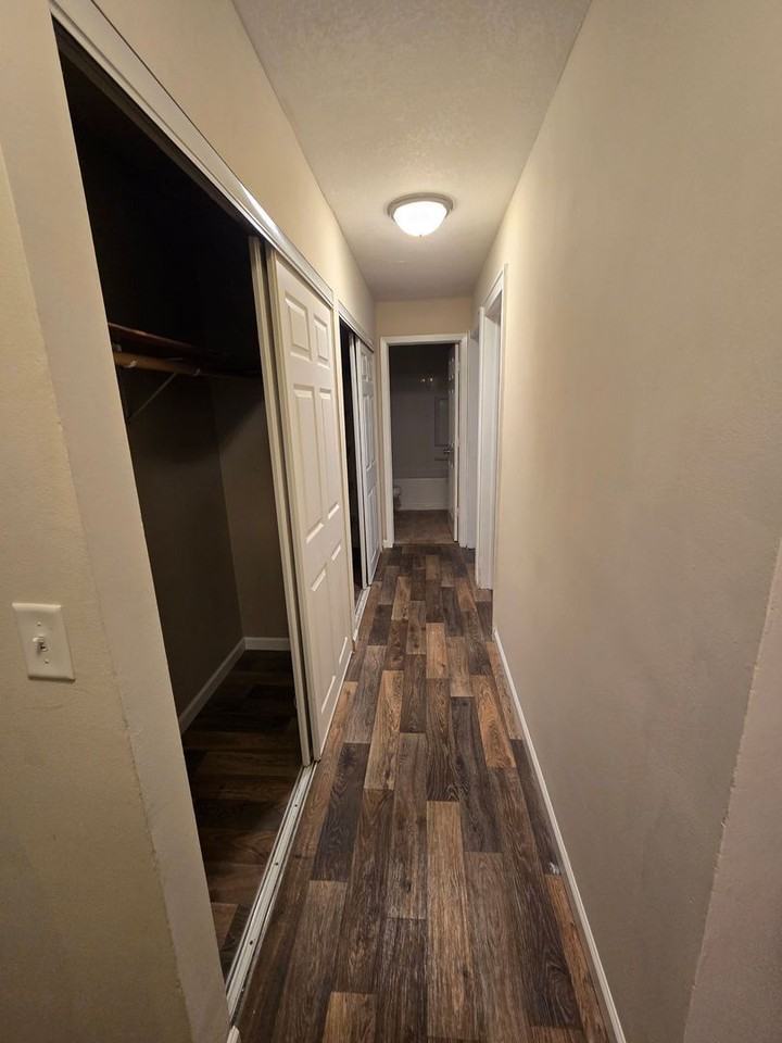 3904 W 126th St #102 - Photo 7 of 8
