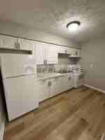 featured image of 2069 Fontaine Rd #4