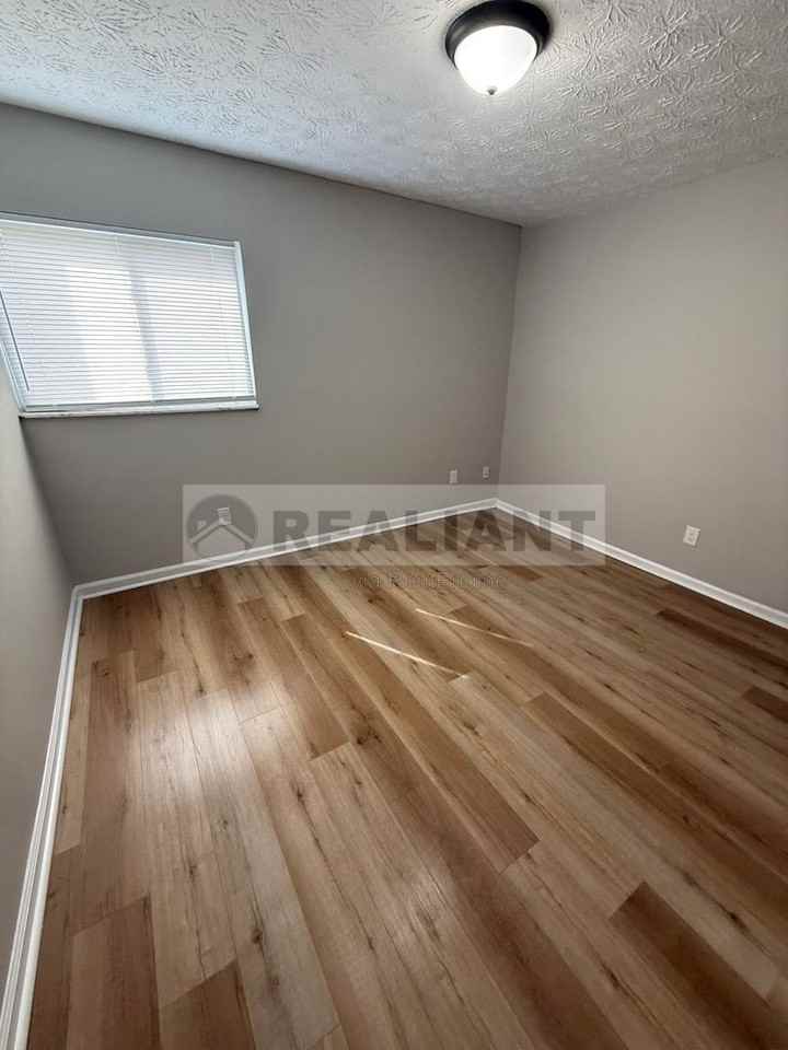 2069 Fontaine Rd #4 - Photo 2 of 7
