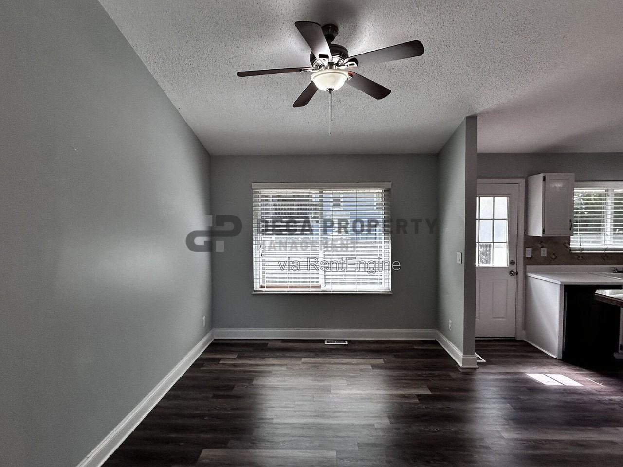 941 Guildford Ct - Photo 4 of 26