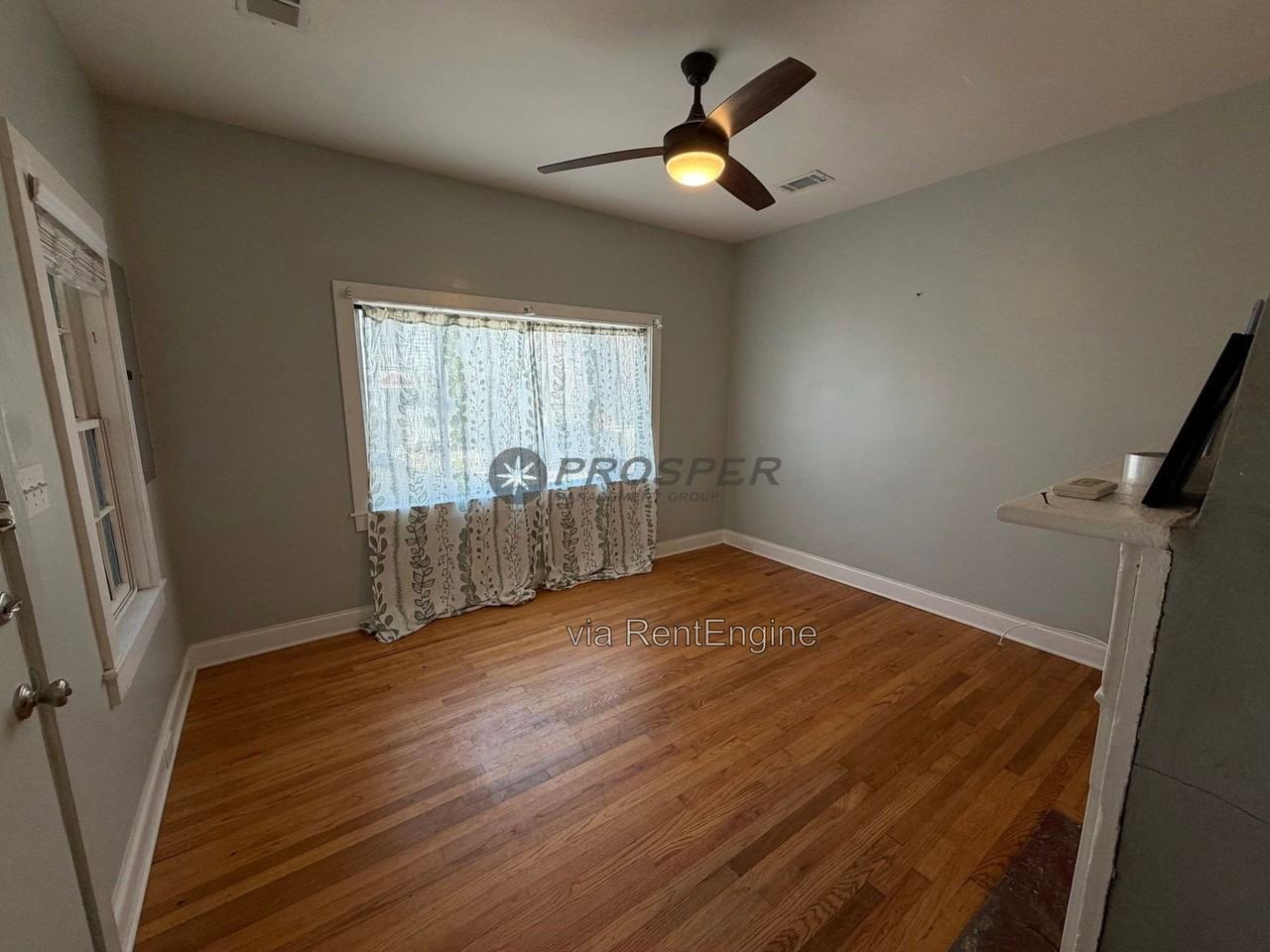 185 Line St - Photo 6 of 18