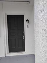 116 Sw Jefferson Cir N #5 - Photo 1 of 1