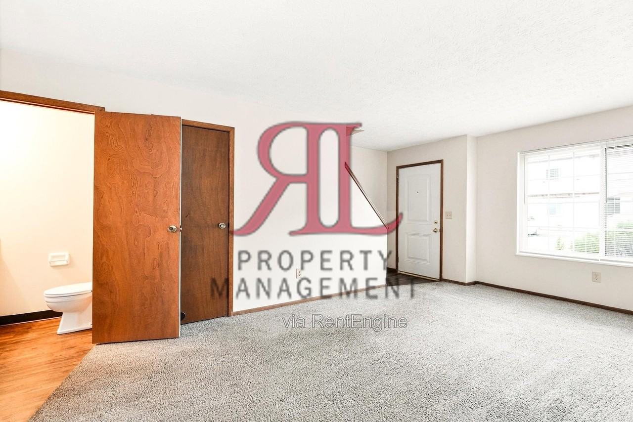 5518 Kenneylane Blvd - Photo 3 of 22