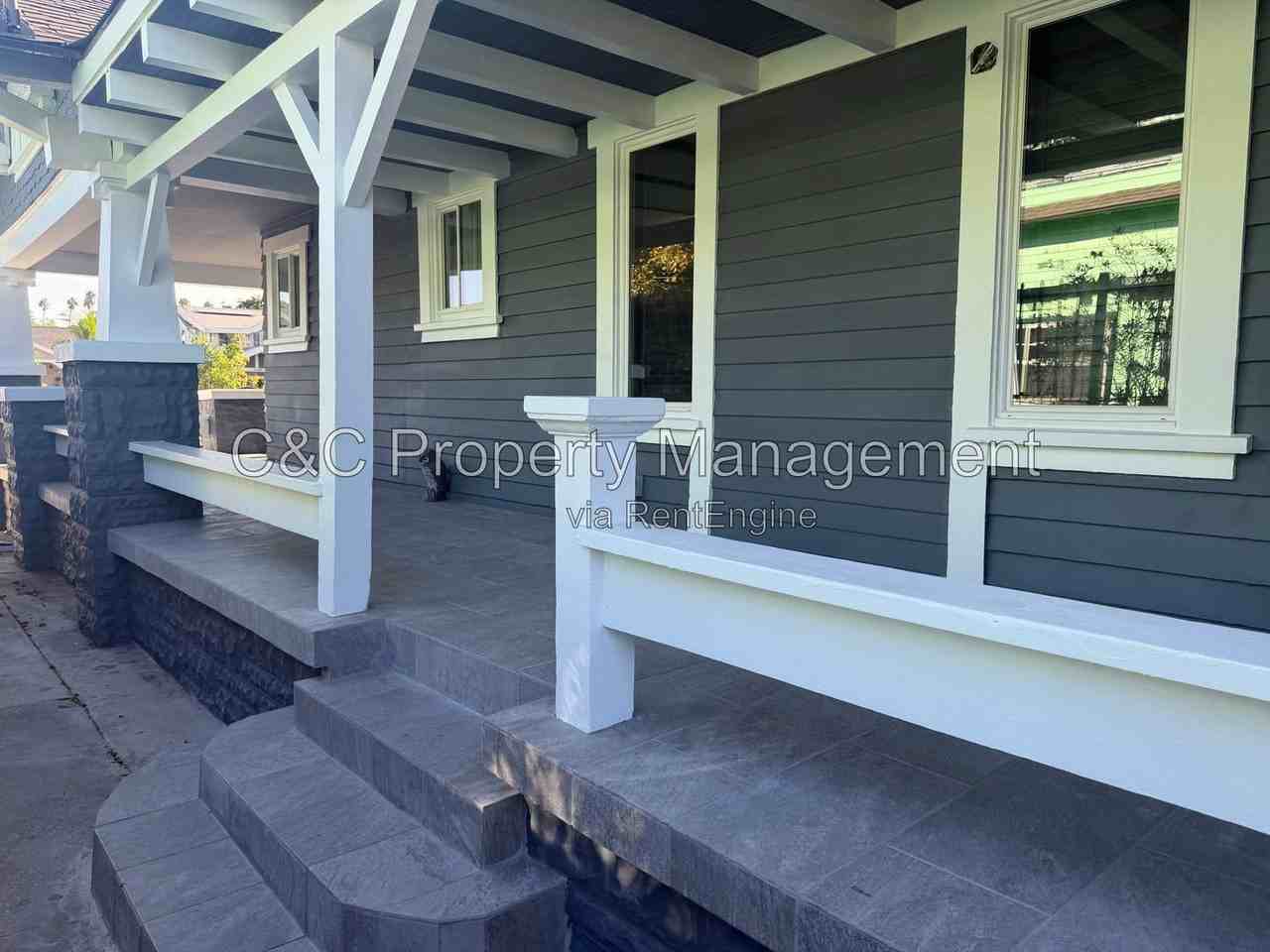 1559 W 49th St - Photo 2 of 18