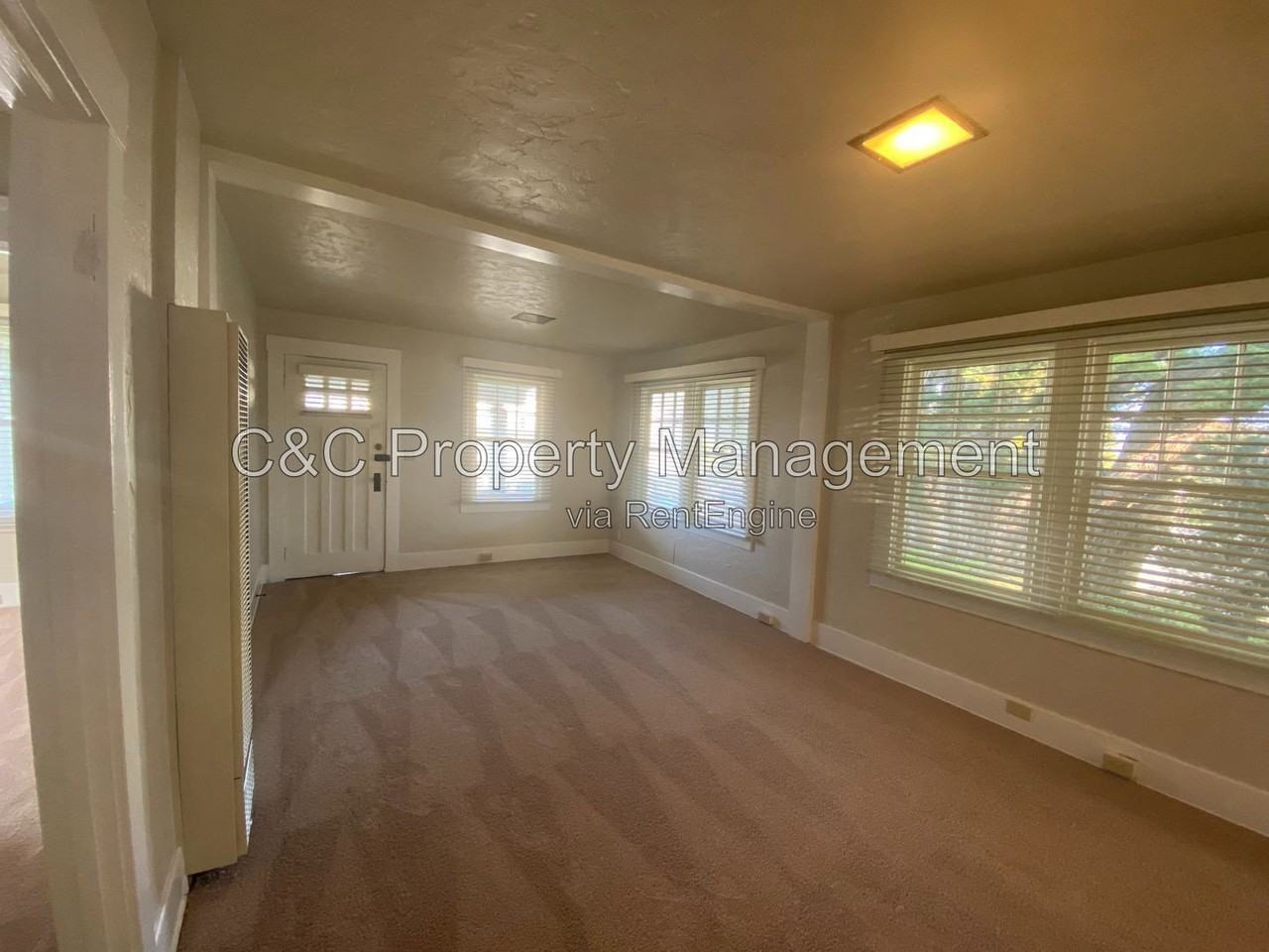 237 Belden St - Photo 5 of 18