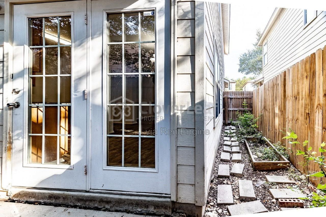 78 Kenrock Rdg - Photo 5 of 31