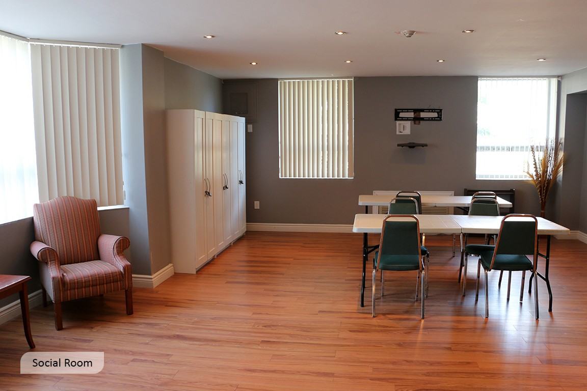 76 Roehampton Ave - Photo 3 of 24