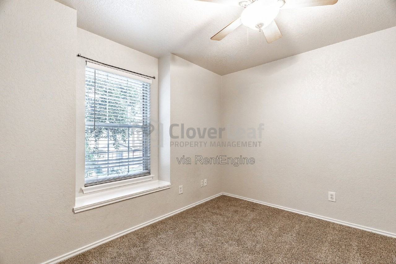 78 Kenrock Rdg - Photo 7 of 31
