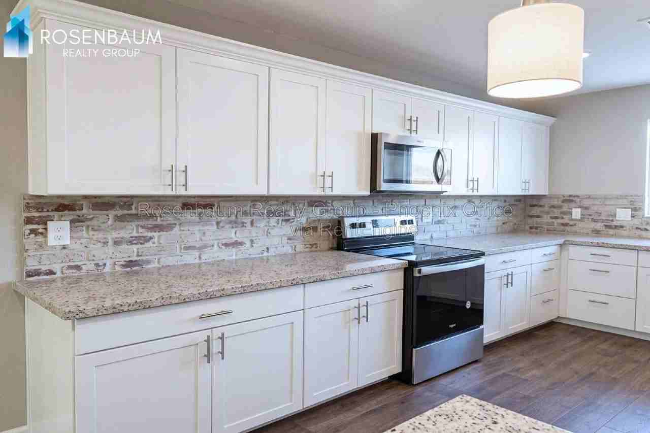7707 E Chaparral Rd - Photo 5 of 19