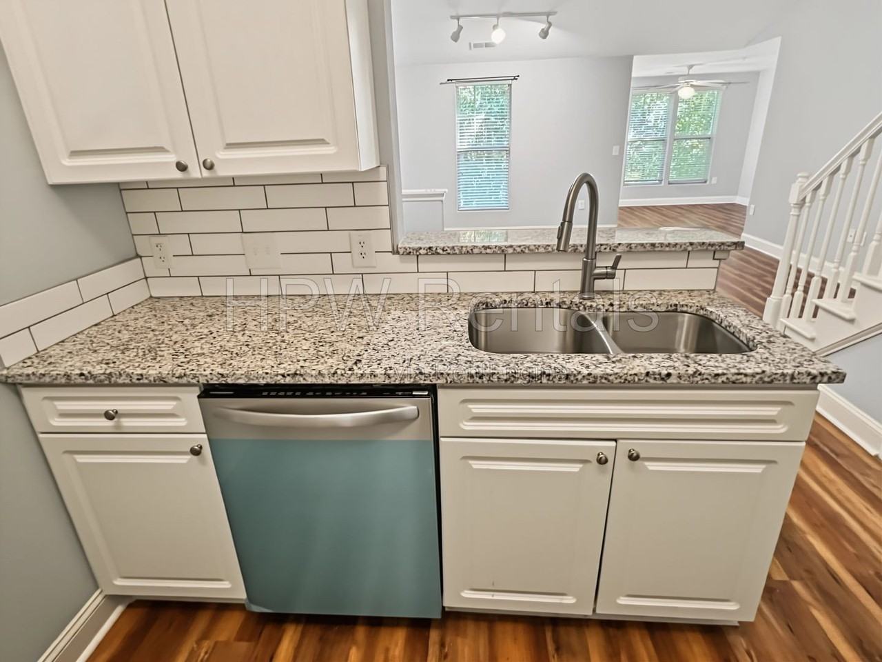 1936 Parkside Village Dr - Photo 5 of 17