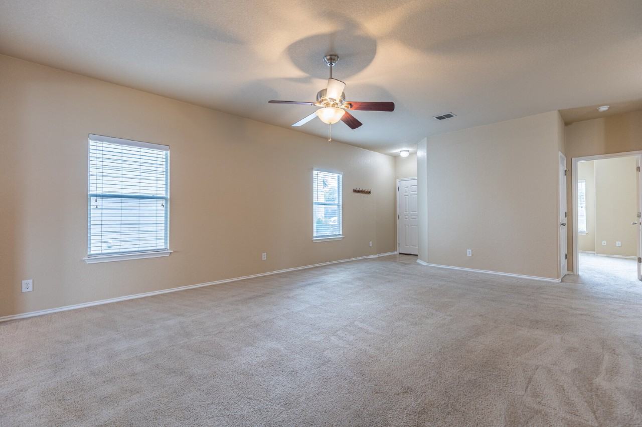 9519 Nueces Cyn - Photo 5 of 29