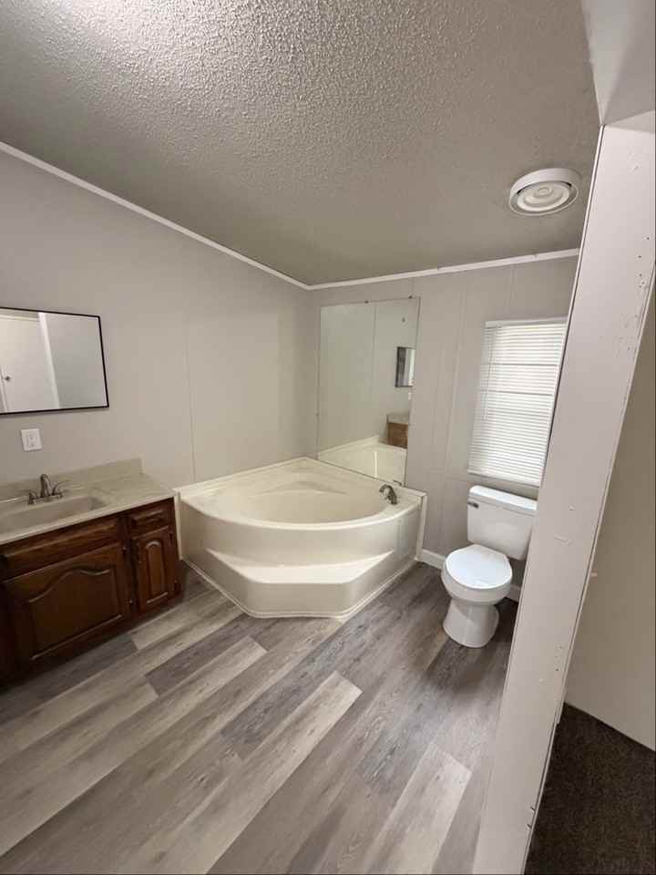 412 Golubski Ave #13 - Photo 5 of 9
