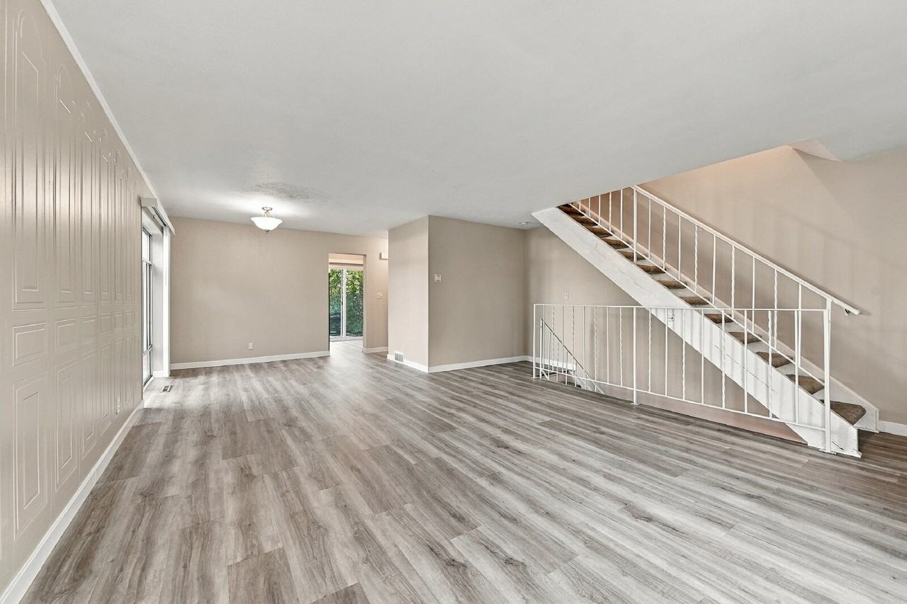 4271 W Ponds Cir - Photo 5 of 34