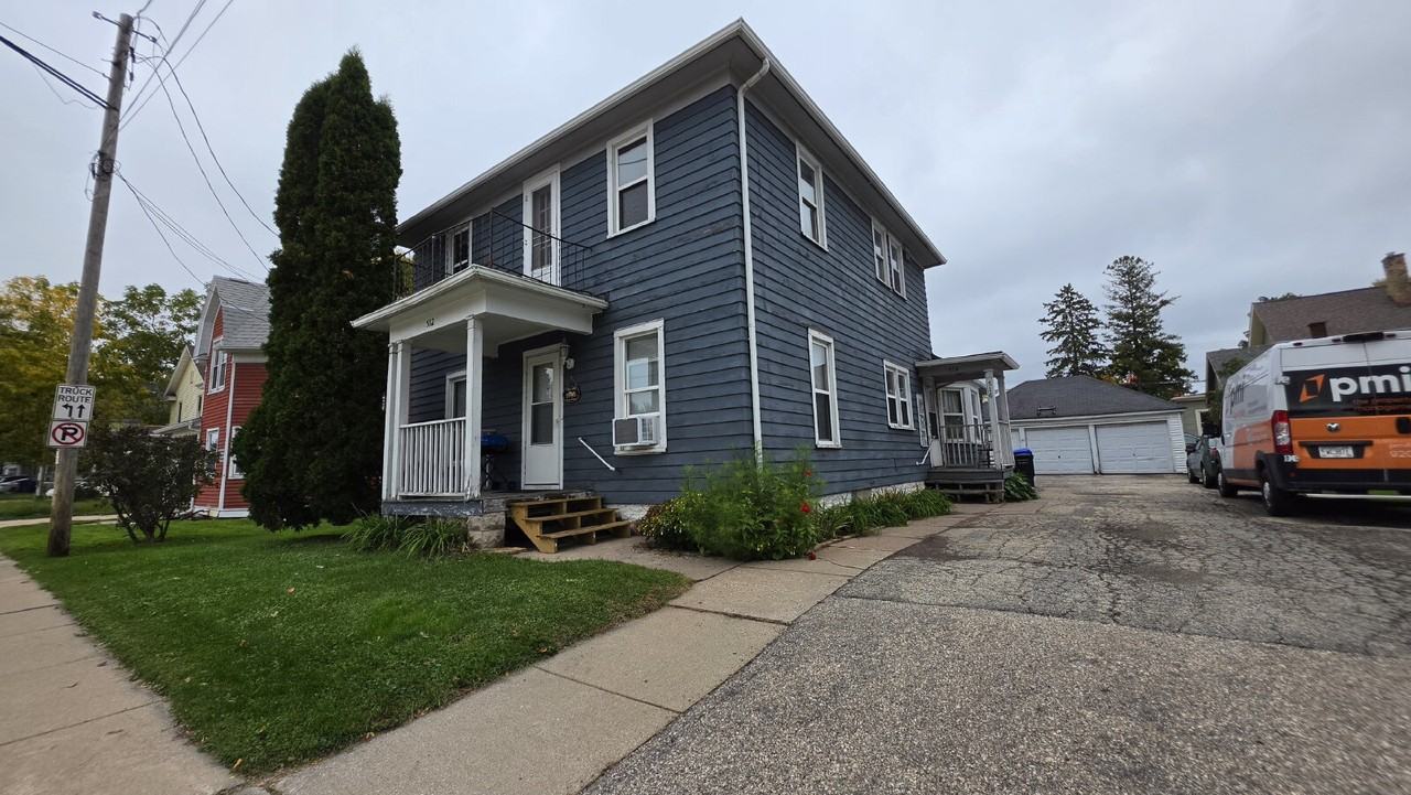 514 S Memorial Dr - Photo 5 of 21