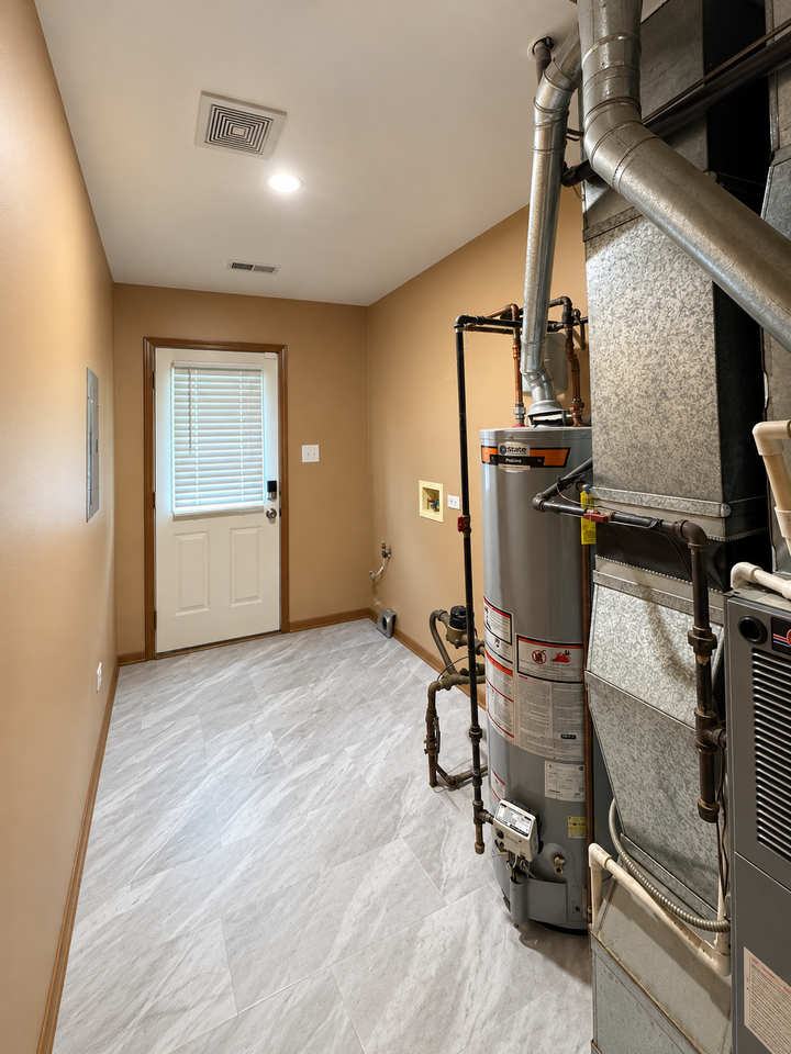 2824 Jackson Ave #B - Photo 7 of 8