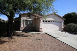 featured image of 10150 E Desert Paradise Pl