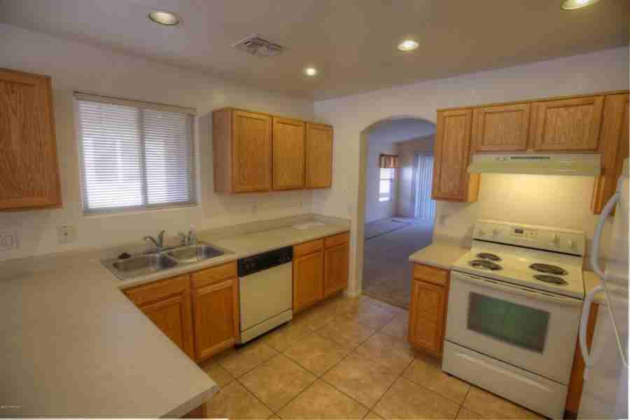 10150 E Desert Paradise Pl - Photo 3 of 22