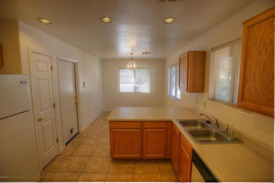 10150 E Desert Paradise Pl - Photo 4 of 22