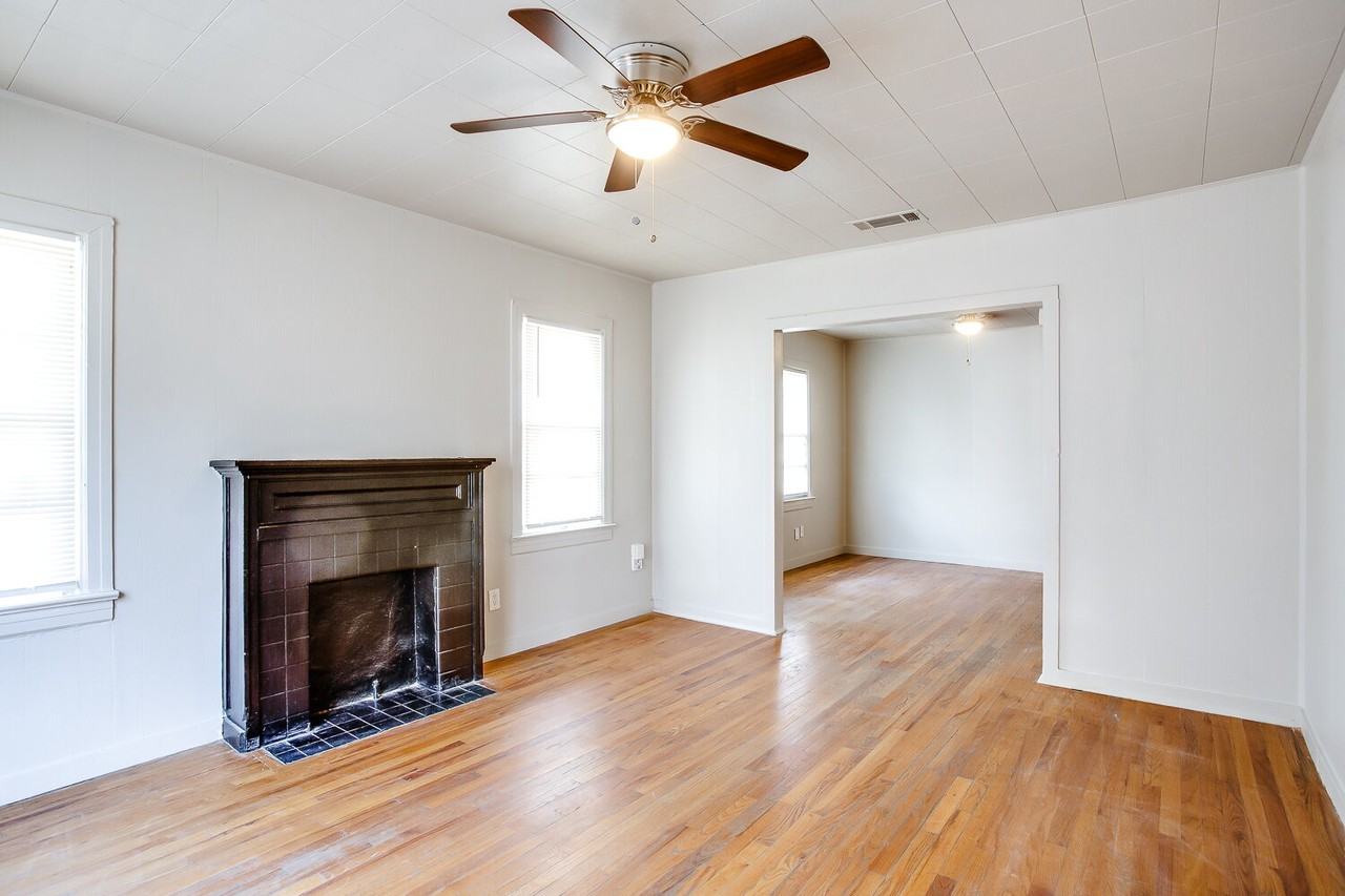 2208 20th St Frnt - Photo 3 of 16