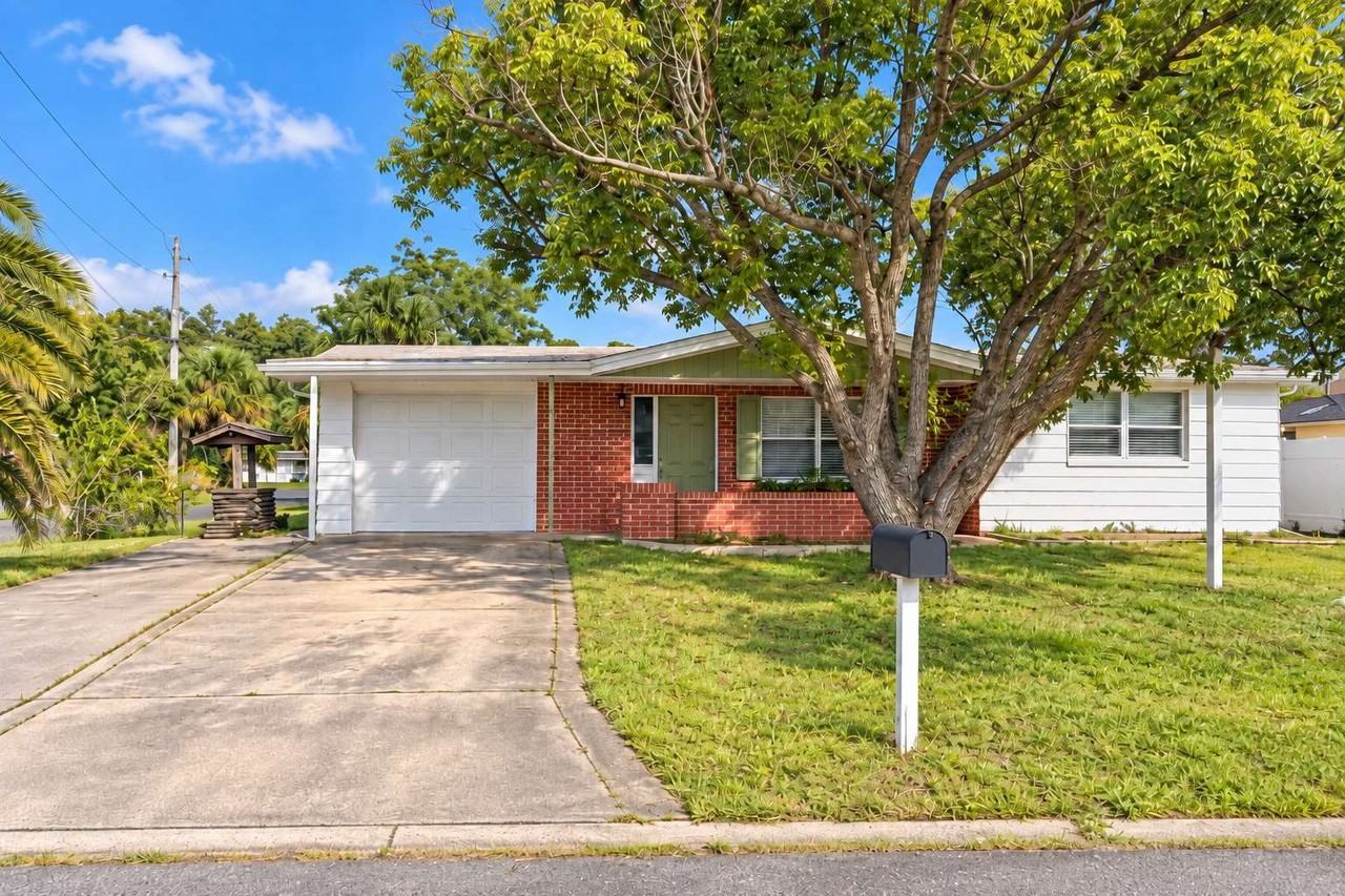 9238 Pegasus Ave