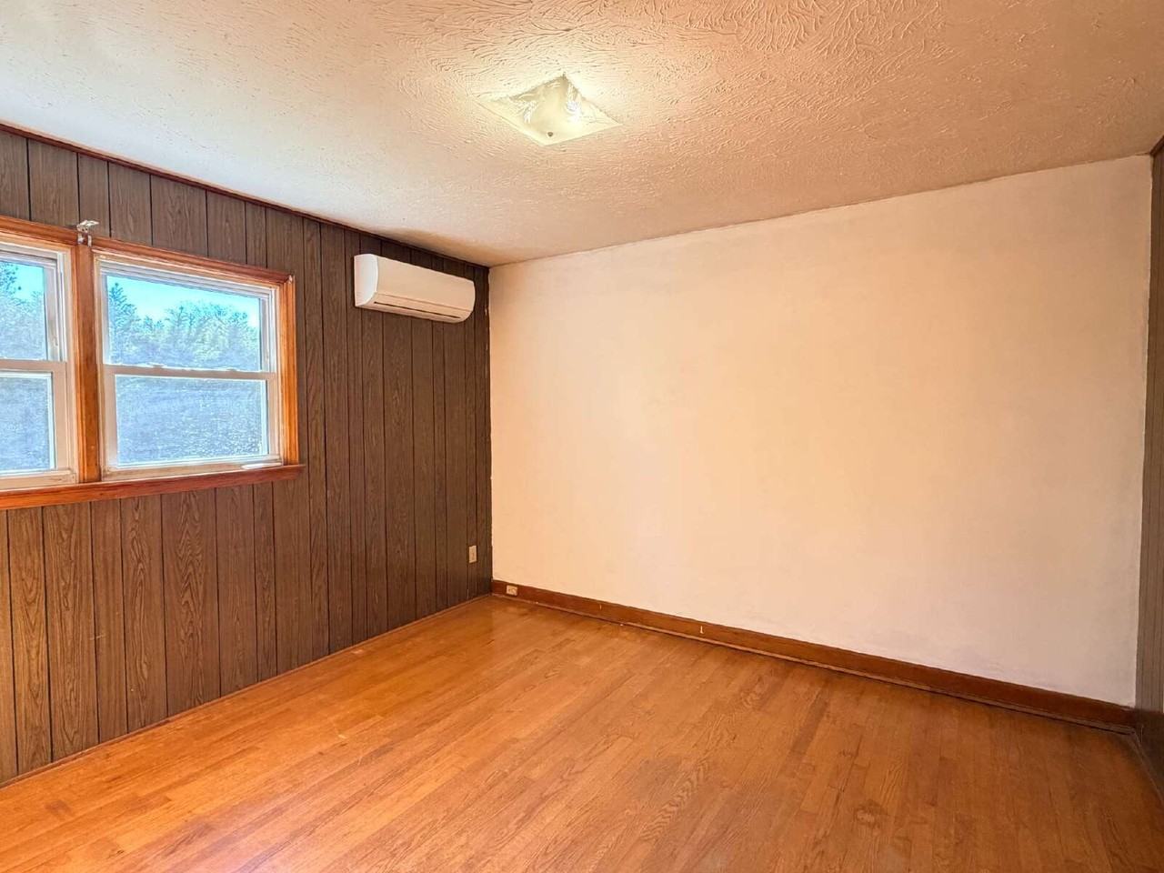 1610 Brevard Rd - Photo 6 of 15