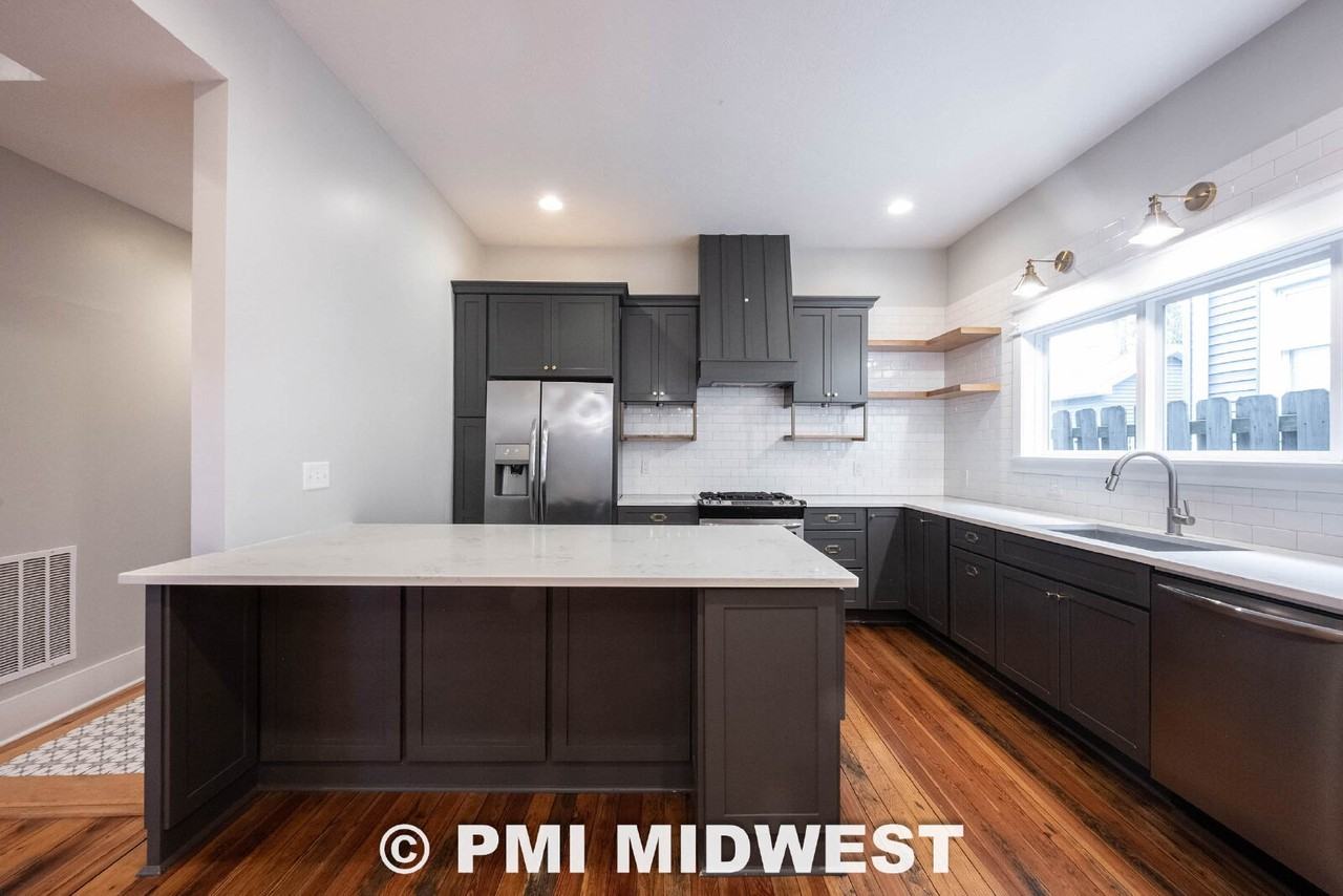 1530 S East St - Photo 7 of 34