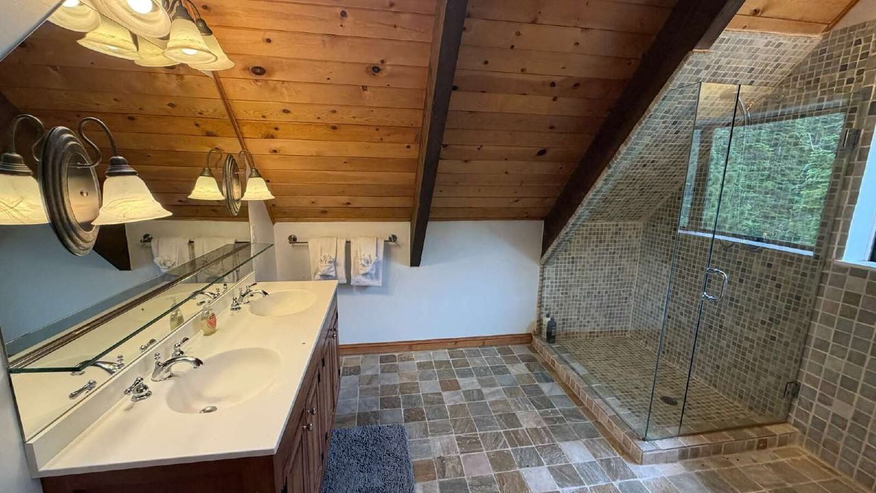 342 Maryanne Dr - Photo 5 of 27