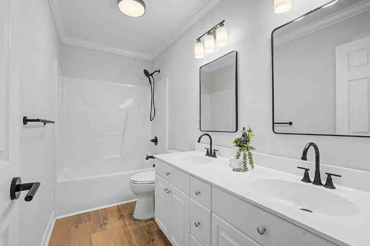208 Hickory Glen Ln - Photo 7 of 39