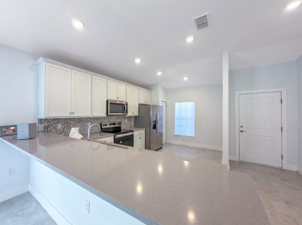 573 Rose Apple Cir - Photo 5 of 30