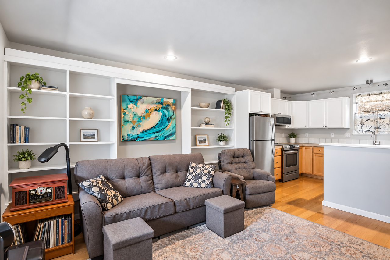 1527 Nw Juniper St #2 - Photo 6 of 22