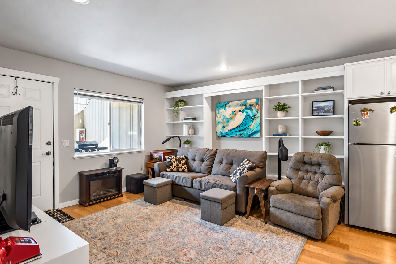 1527 Nw Juniper St #2 - Photo 7 of 22