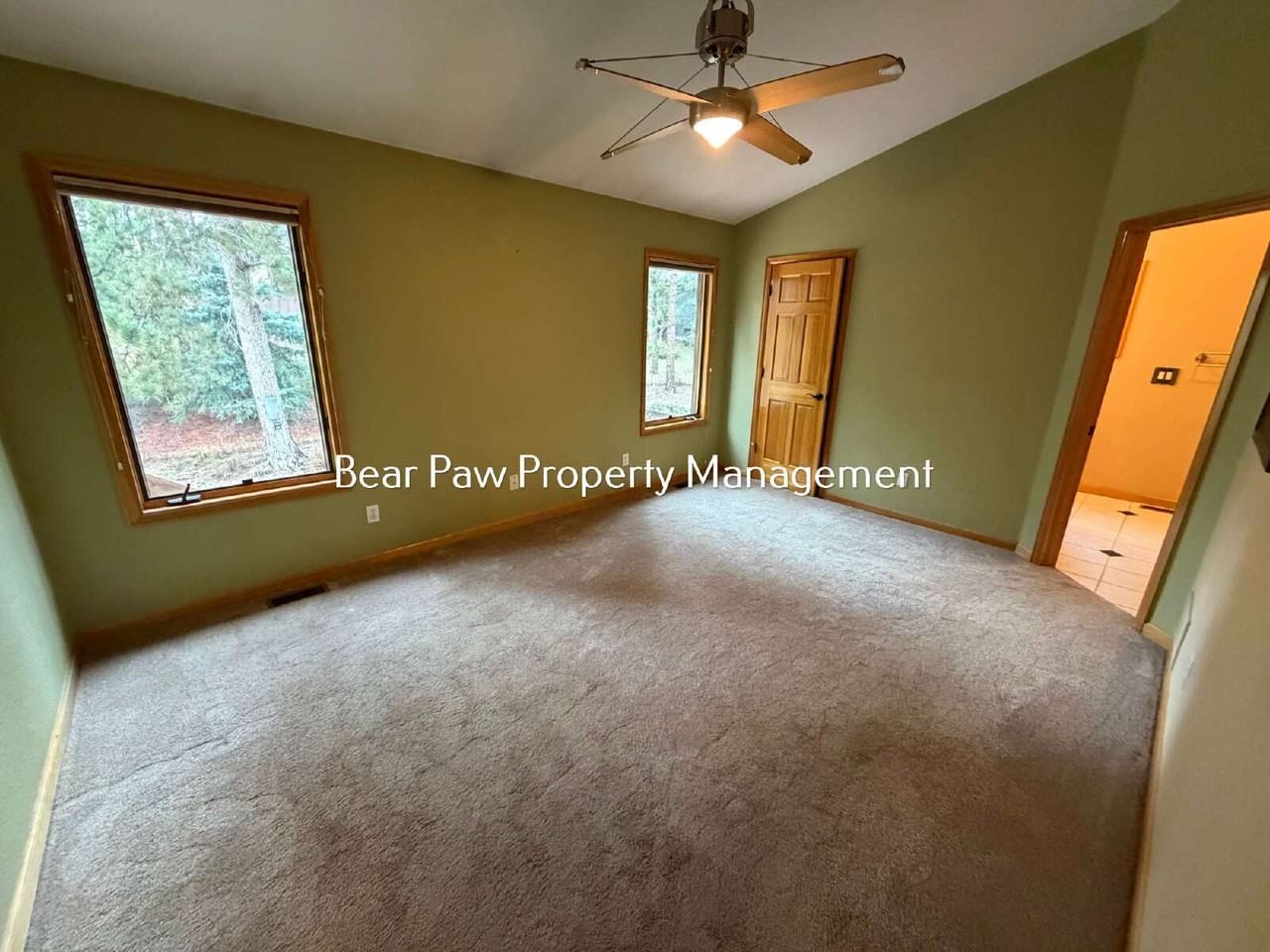 28119 Tall Pines Ln - Photo 7 of 23