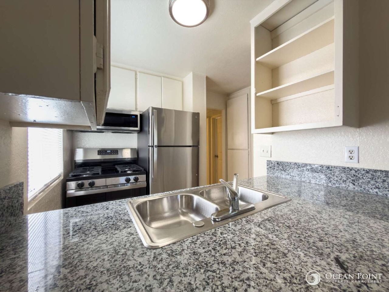 1820 E Ocean Ave - Photo 6 of 13
