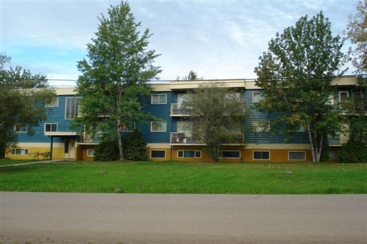 5135  49th Street - Photo 2 of 5