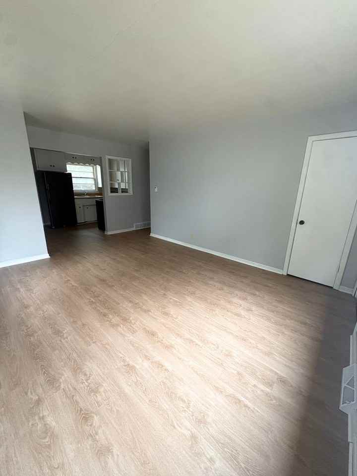 622 Keystone St - Photo 2 of 7
