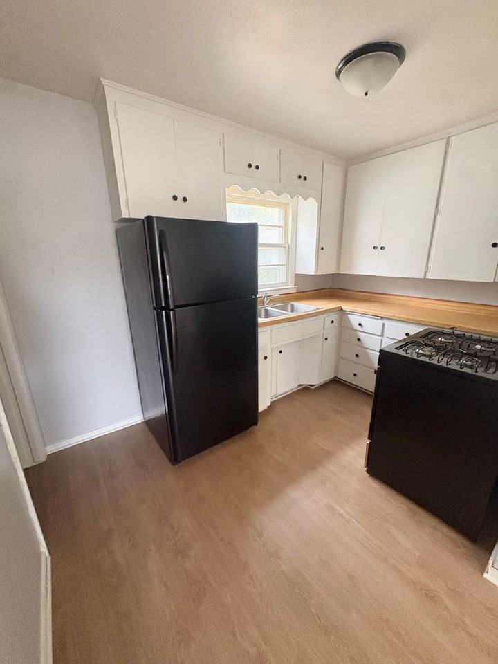 622 Keystone St - Photo 3 of 7
