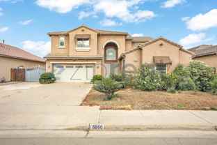 5850 N Shiraz Ave - Photo 1 of 1