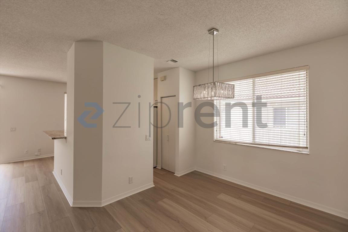 1326 Majesty Ter #1326 - Photo 6 of 35