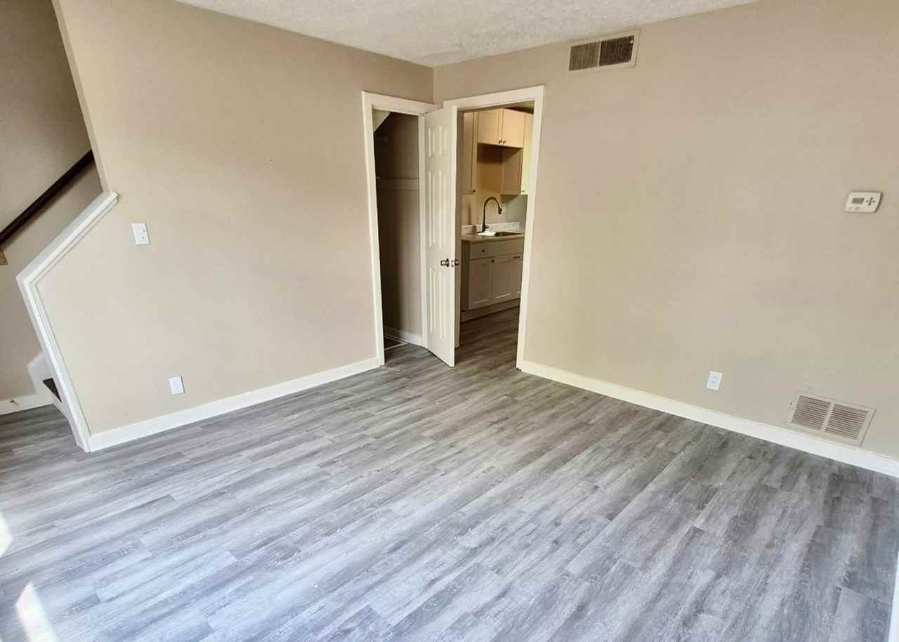 52 Dumas Pl #58 - Photo 2 of 10
