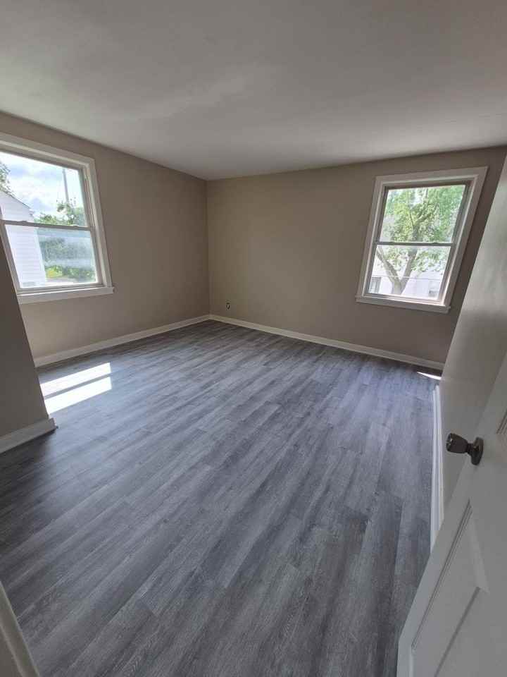 52 Dumas Pl #58 - Photo 7 of 10