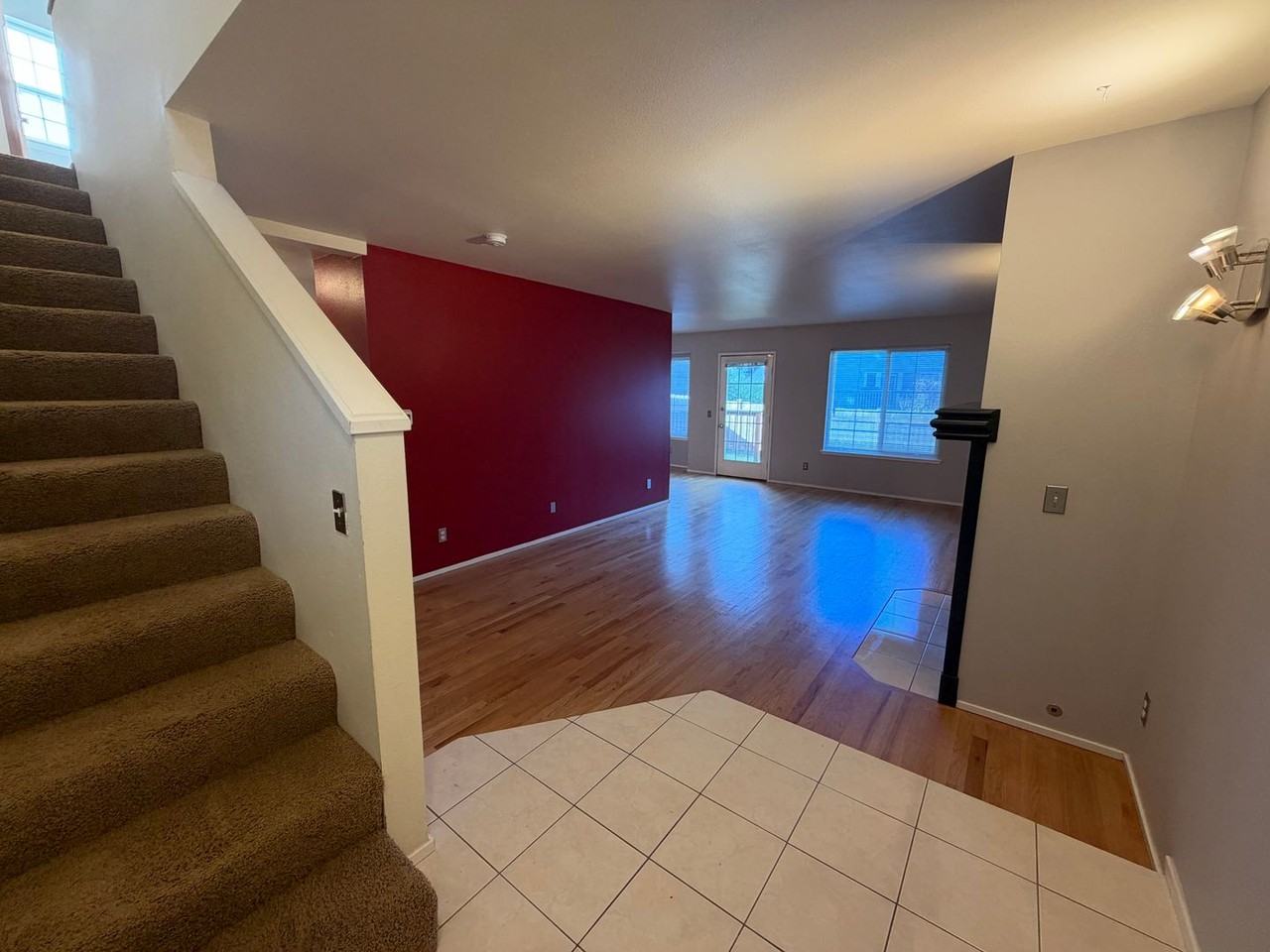 837 Nevada St - Photo 2 of 42